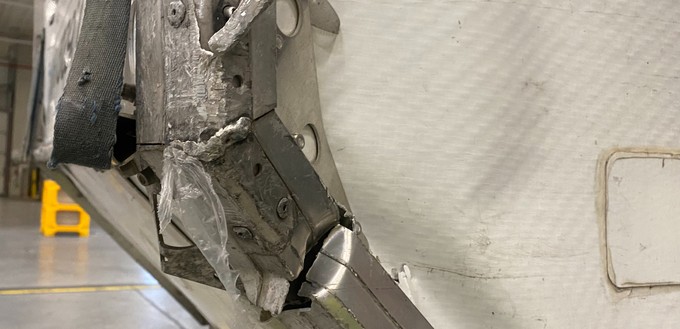... muss sie auch immer wieder reparieren lassen, wie etwa dieses beschädigte Exemplar, das auf einen Besuch in der Werkstatt wartet.