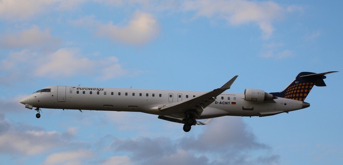 ...auch die noch längere Bombardier CRJ 900 fand sich in der Flotte wieder.