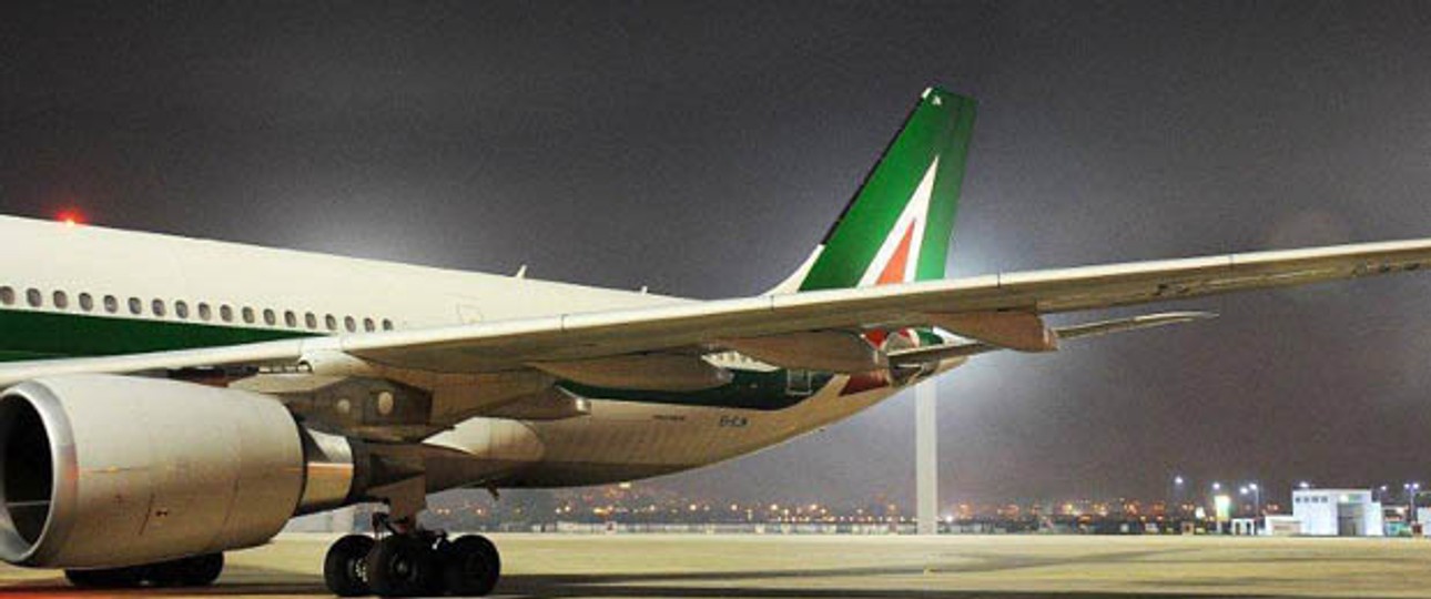 Flieger von Alitalia: Gehört die Airline bald Etihad?