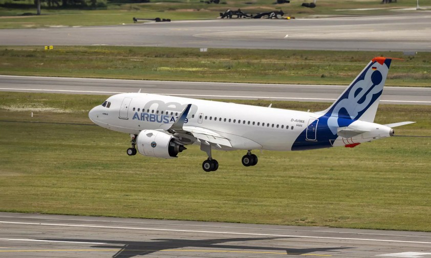 Airbus A319 Neo landet: Airbus bietet hat das Flugzeug aus der Verkaufspalette gestrichen.