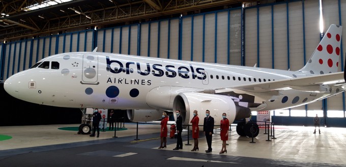 Flieger im neuen Brussels-Airlines-Design: Das Wort brussels ist nun deutlich größer als zuvor.