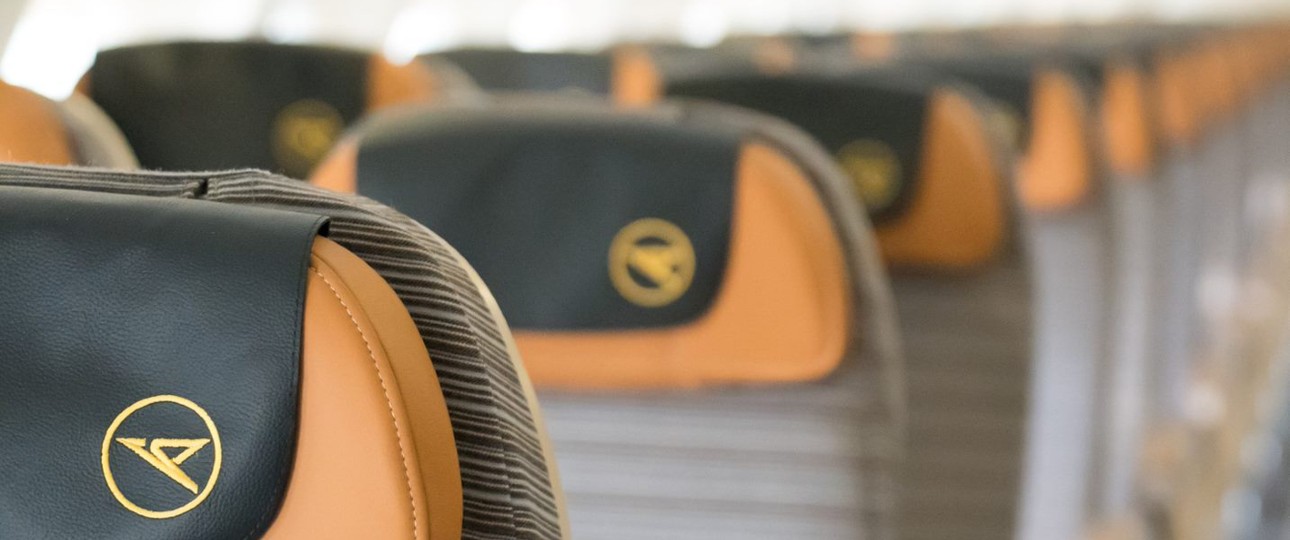 Die Economy Class in Condors Airbus A330-200: Die Ferienfluggesellschaft ...