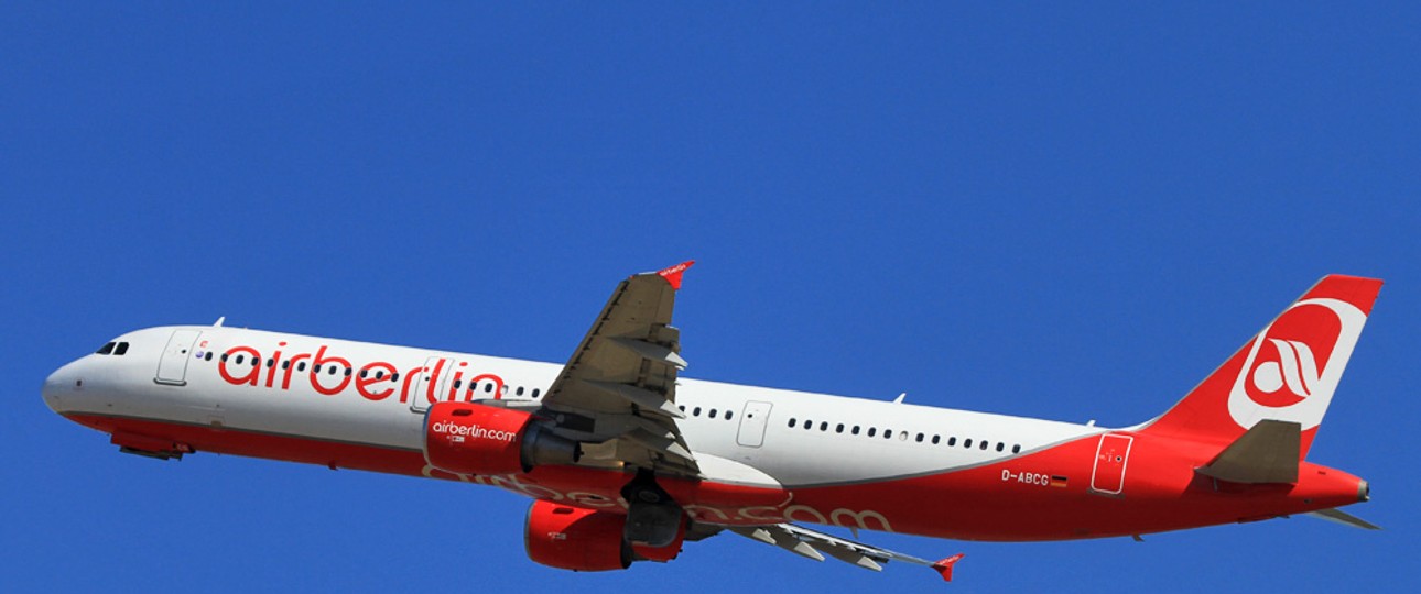 Airbus A321 mit dem Kennzeichen D-ABCG von Air Berlin im Jahr 2013: Wird jetzt zum Lufthansa-Frachter.