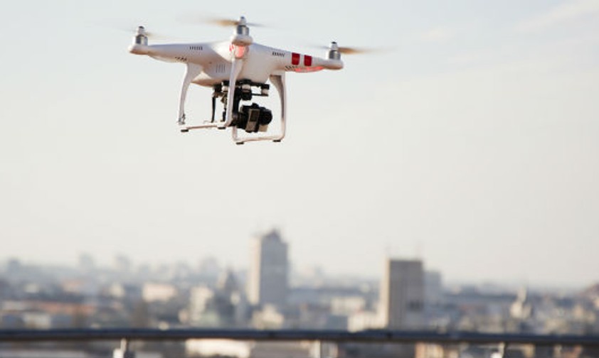 Unbemannte Drohnen: Laut VC Cockpit im Jahr 2016 eines der fünf größten Sicherheitsrisiken im Flugverkehr.