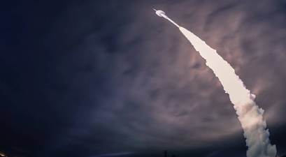 Trägerrakete nach dem Start: Trümmer werden zum Problem für die Luftfahrt.