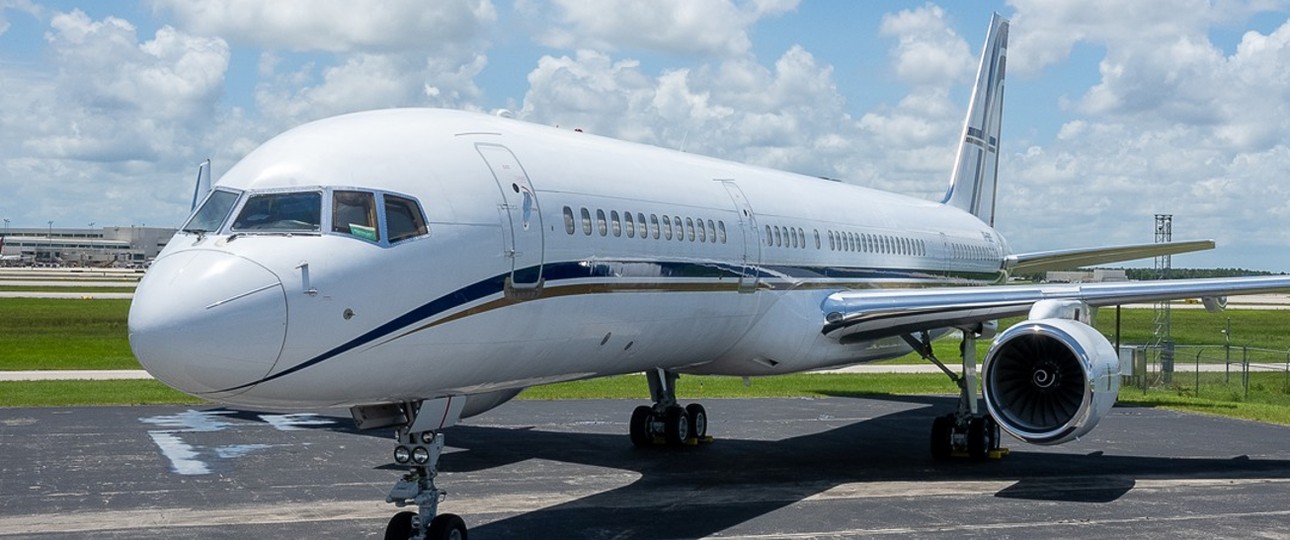 Die Boeing 757-200 mit dem Kennzeichen VP-BBE: Der Jet ...