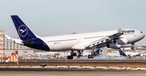 Lufthansa Airbus A340: Auf dem Weg nach Japan muss er mehr Zeit einplanen.