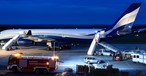 Airbus A340-300 von Hi Fly am Flughafen Paderborn: Der Jet ...