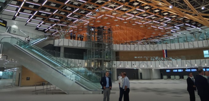 Der Flughafen brauchte sie dringend. Das alte Terminal musste ein Drittel mehr Passagiere aufnehmen, als einst vorgesehen.