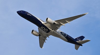 Airbus A350 von Lufthansa: Wer auf Langstrecken seinen automatisch zugewiesenen Sitzplatz tauschen möchte, muss bei Lufthansa Group künftig in vielen Tarifen bezahlen.