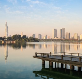 Nanjing: Wegen der Pandemie können die Crews in der chinesischen Stadt derzeit das Hotel nicht verlassen.