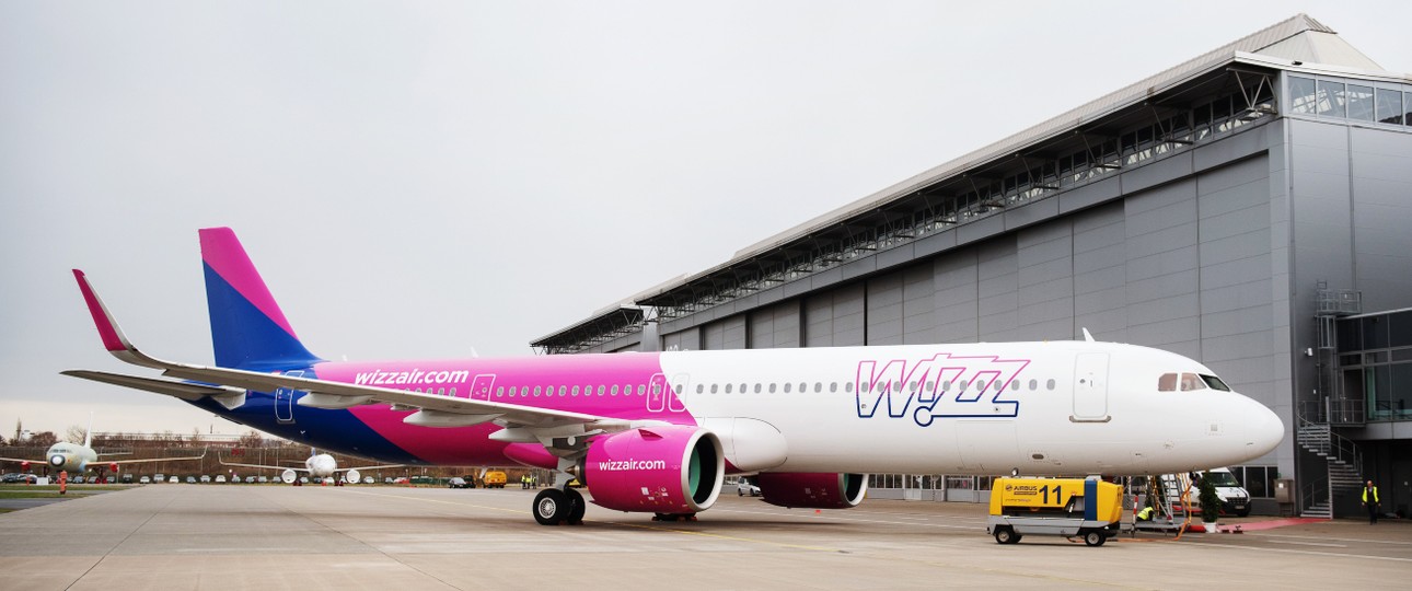 Jet von Wizz Air: Erneut Ärger um Einsatzzeiten im Cockpit.