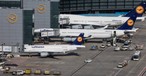 Flugzeuge von Lufthansa in Frankfurt: Die Flotte wird kleiner.