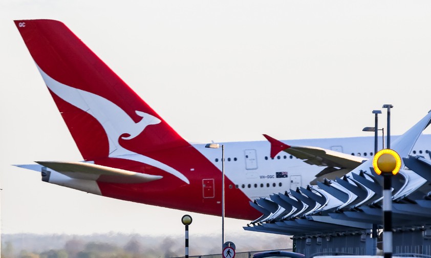 Qantas: Die australische Airline hat ihre Superjumbos in der Wüste geparkt. Sie sieht weiterhin Bedarf für das große Flugzeug auf gewissen Strecken. Details sind aber noch nicht bekannt.