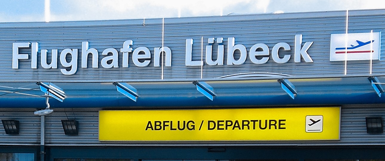 Terminal des Lübecker Flughafen: Bald sollen hier wieder Passagiere abgefertigt werden.