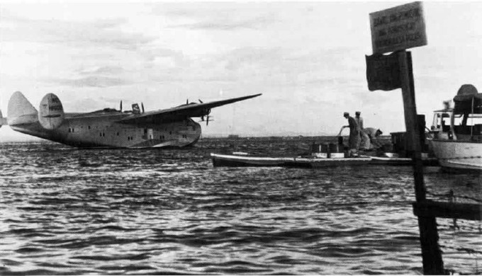 Boeing 314 Clipper in Indonesien: Das Flugzeug war auch für das Militär wertvoll.