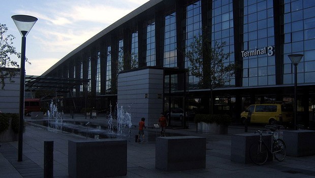 … nämlich dem Flughafen von Kopenhagen, der größte Airport Skandinaviens.