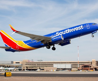 Boeing 737 von Southwest: Ein Flugzeug musste durchstarten, eins startete gerade. 
