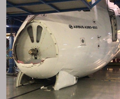 Damaged Airbus A380: Costly repair.