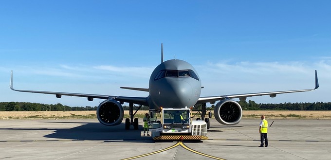 Lufthansa Technik übergab ihn bei der Messe ILA feierlich.