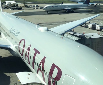 Unser Flugzeug auf dem Testflug: Eine Boeing 777 von Qatar Airways.