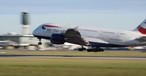 Airbus A380 von British Airways startet spektakulär durch