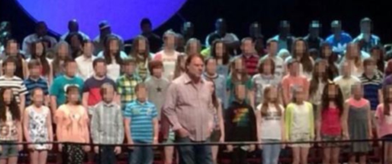 Da war die Welt noch in Ordnung: Der Kinderchor bei einem Auftritt in Kapstadt.