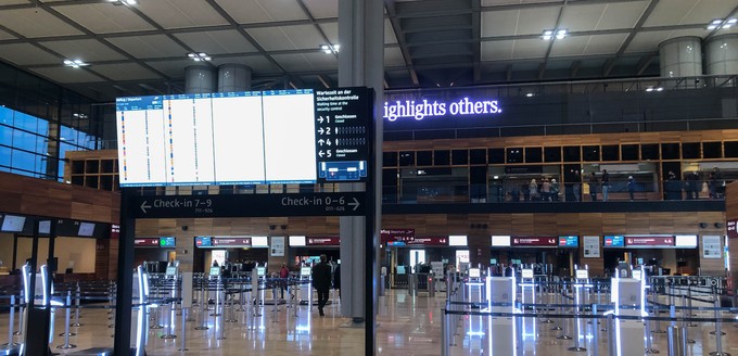 Auch im Terminal 1 kehrte zum Abend Ruhe ein.