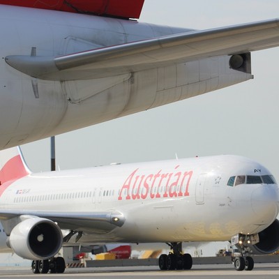 austrian airlines boeing 767 oe lay 01