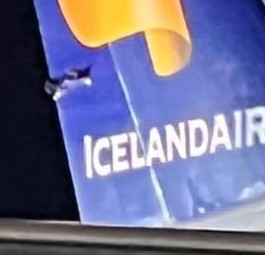 Leitwerk des Icelandair-Fliegers: Abheben konnte er nicht mehr.