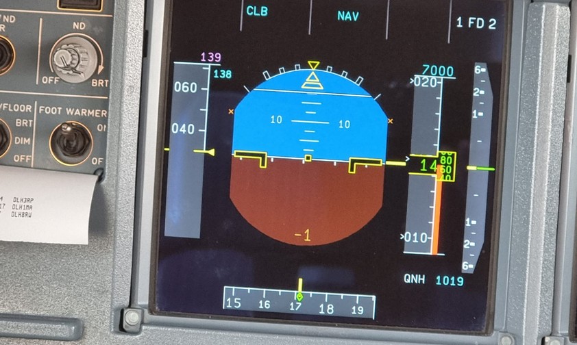Flugzeuge nutzen Radiohöhenmeter. Diese können von 5G-Wellen gestört werden.