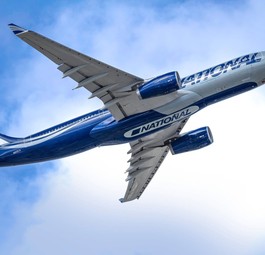 Ein Archivbild zeigt den Airbus A330-200 mit der Kennung N898CA: Er brachte die Niederländer nach Hause.