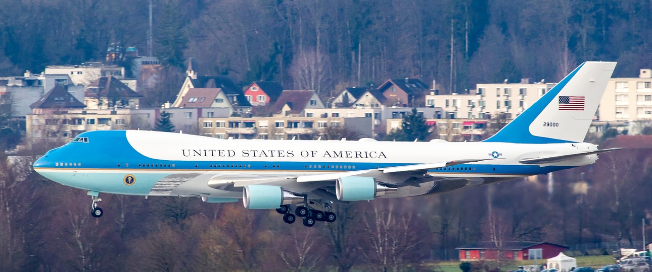 VC-25 der US Air Force: Die Air Force One landet auf dem Flughafen Zürich.