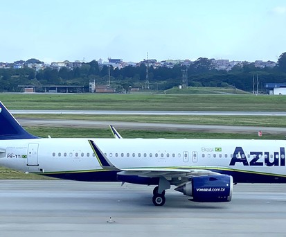 Flugzeug von Azul: Die Airline will von Tap Millionen.
