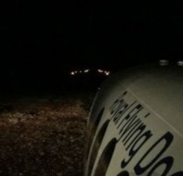 Flugzeug vor Klopapierpiste: Manchmal muss man kreativ werden.