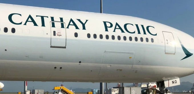 Cathay Paciic: Da fehlt ein Buchstabe.