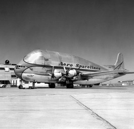 Pregnant Guppy im Jahr 1962: Die Form des Flugzeugs erinnert an einen schwangeren Guppy-Fisch - daher der Name. Der Transporter basierte auf einer Boeing 377 Stratocruiser. Nur ein Exemplar wurde gebaut und diente der Nasa zum Transport von Teilen des Apollo-Raumfahrtprogrammes. Allerdings entstanden weitere ...