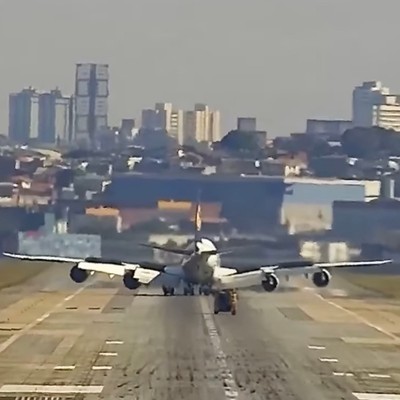 Die Boeing 747-8 nach der Landung in São Paulo: Der Loste fragte nach dem Grund für den Mayday-Ruf.