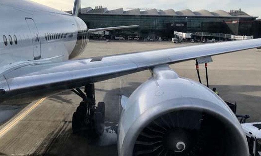 Für fast zwölf Stunden unsere Bleibe: Boeing 777-300 ER von Air New Zealand.