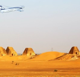 Dreamliner from El Al above Nubian pyramids (mock-up): The Israeli airline crossed Sudan for the first time.