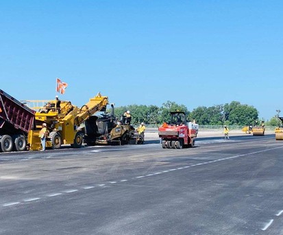 Bauarbeiten am Flughafen Lakeland Linder: Amazon kommt.