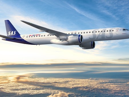 Embraer E195-E2 in SAS-Lackierung: Die Airline hat 45 Stück fest bestellt.