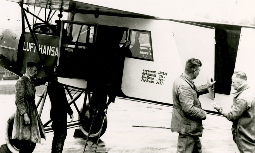 Eine Fokker F.II von Luft Hansa: Das Modell des ersten Fluges.