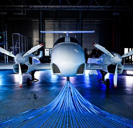 Apus-i2 beim Rollout im Herbst 2024: Das Flugzeug wird seperat verkauft.