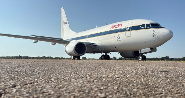 N837NA: Die Boeing 737 wird zum Vomit Comet.