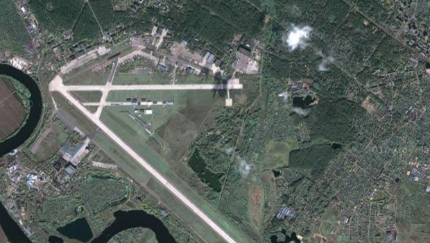 Rang 2: Ramenskoye Airport, Russland - 5402 Meter.