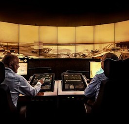 Wenn der Lotse nur Bildschirme sieht: Technologie der Zukunft.