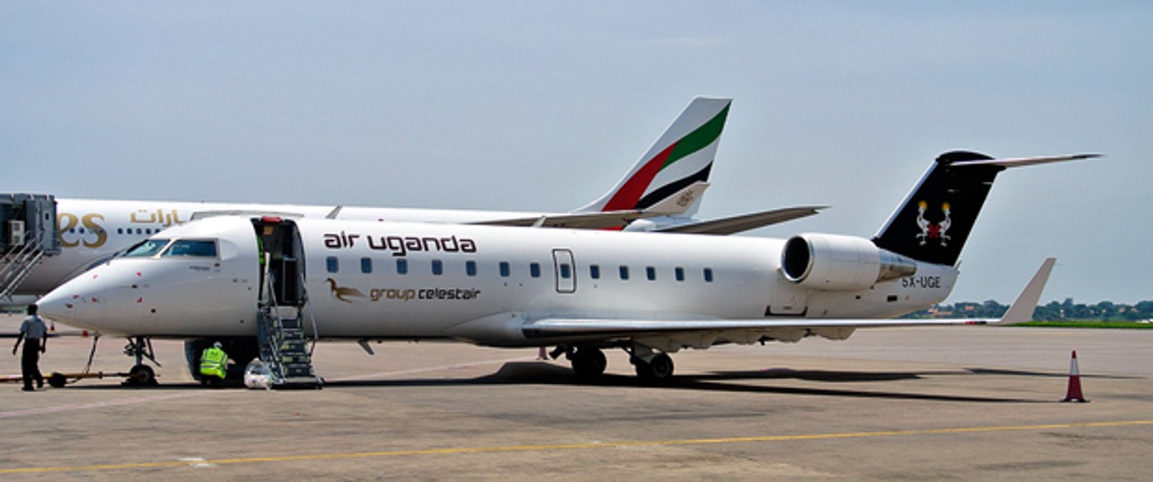 Eine Maschine von Air Uganda: Die Airline muss die geleasten Jets nun wieder abgeben.