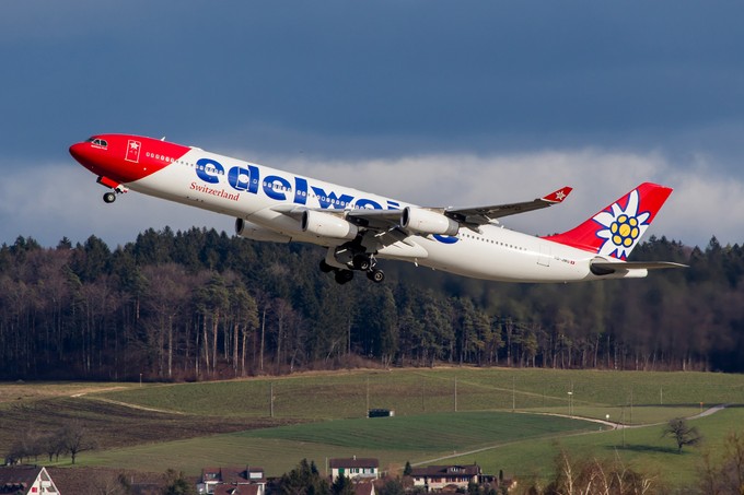 Airbus A340-300 von Edelweiss Air.