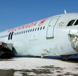 Air-Canada-Airbus nach der Bruchlandung: Es gab keine Schwerverletzten.